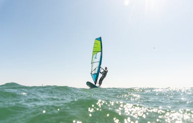 1 hora de aula de windsurf no Porto